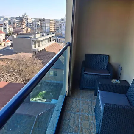 Apartment Jt Tower La Delfinul