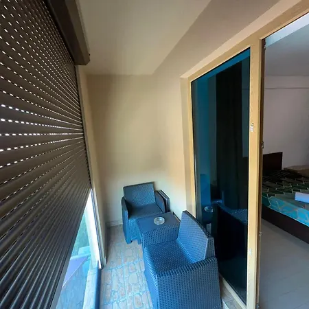 Jt Tower La Delfinul
